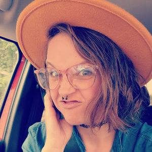 Meet your Posher, Briana